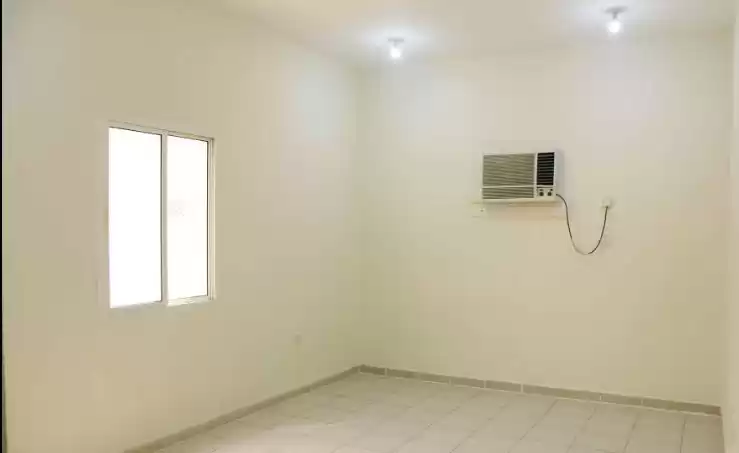 Жилой Готовая недвижимость 1 спальня Н/Ф Сложный  в аренду в Аль-Садд , Доха #15359 - 1  image 